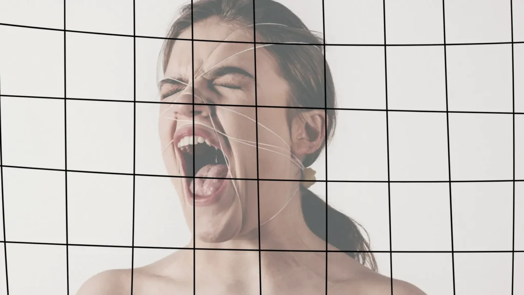 trafficking display main image